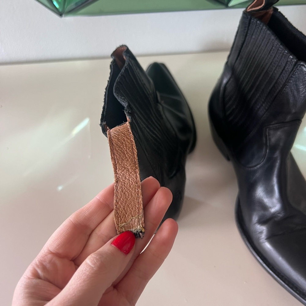 FRYE ANKLE WESTERN BOOTIE IN BLACK LEATHER - Picture 4 of 7